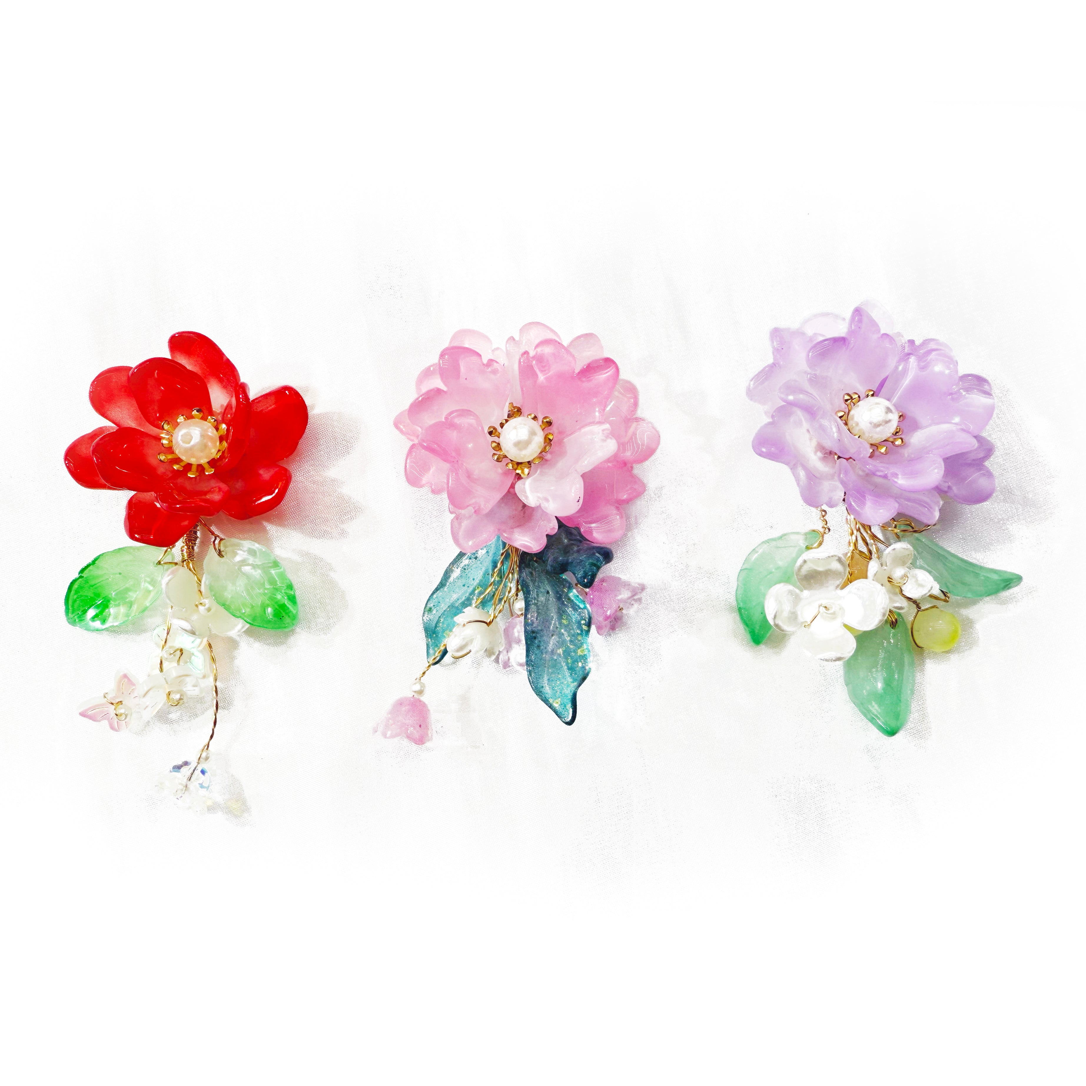 B232]Handmade Glass Flowers