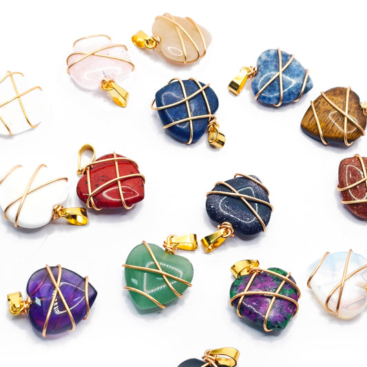 L1686]Crystal Heart Pendant