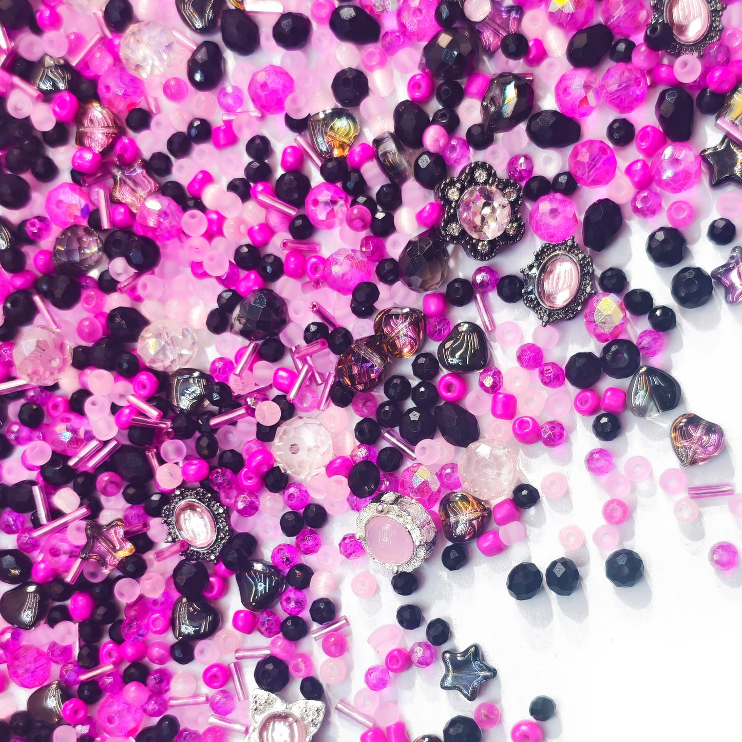 B542]Tiny Black Pink 3.0