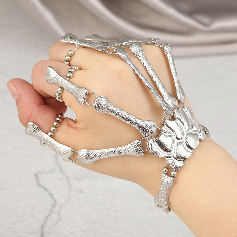 L107]Skeleton Ring Bracelet