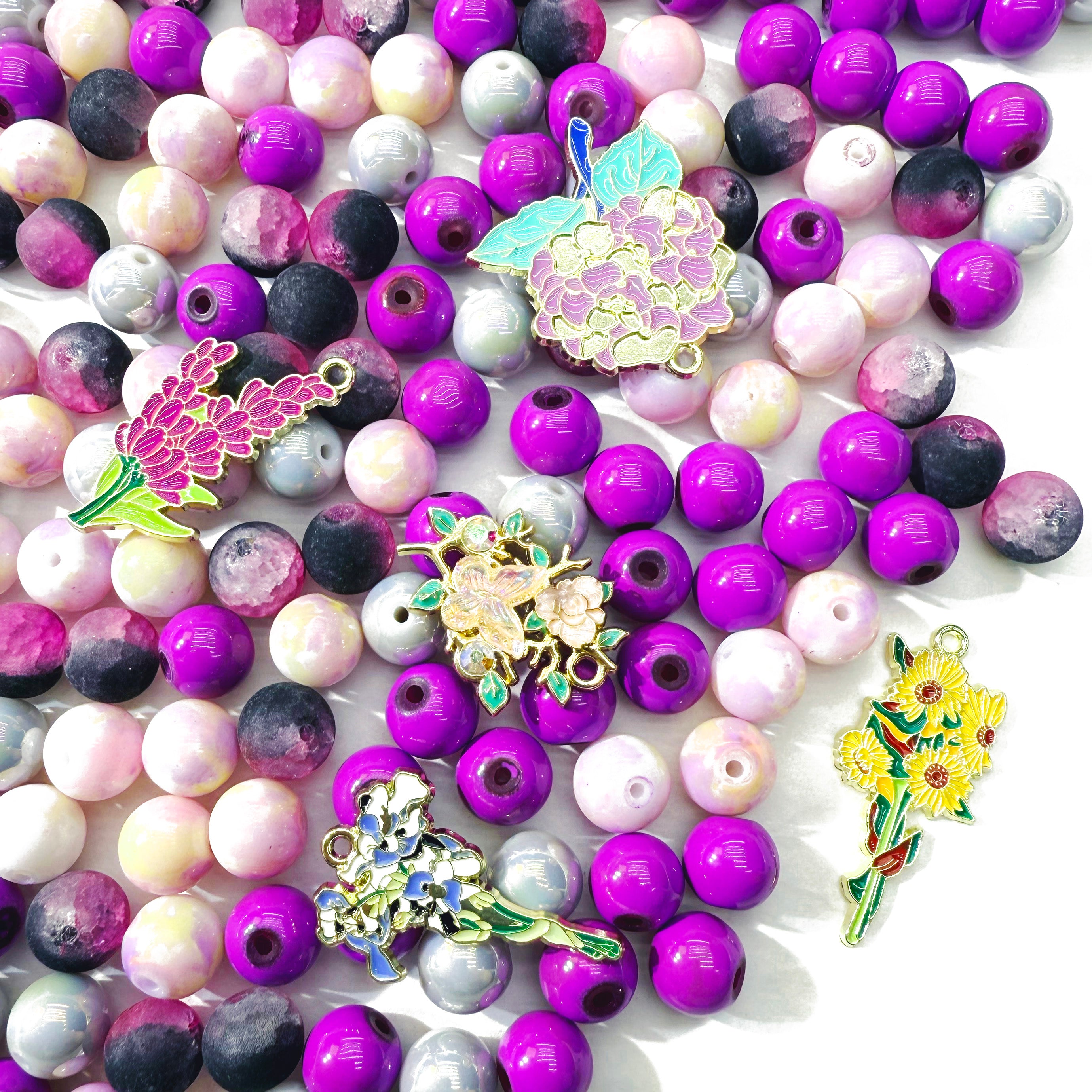 B293]Violet Fantasy