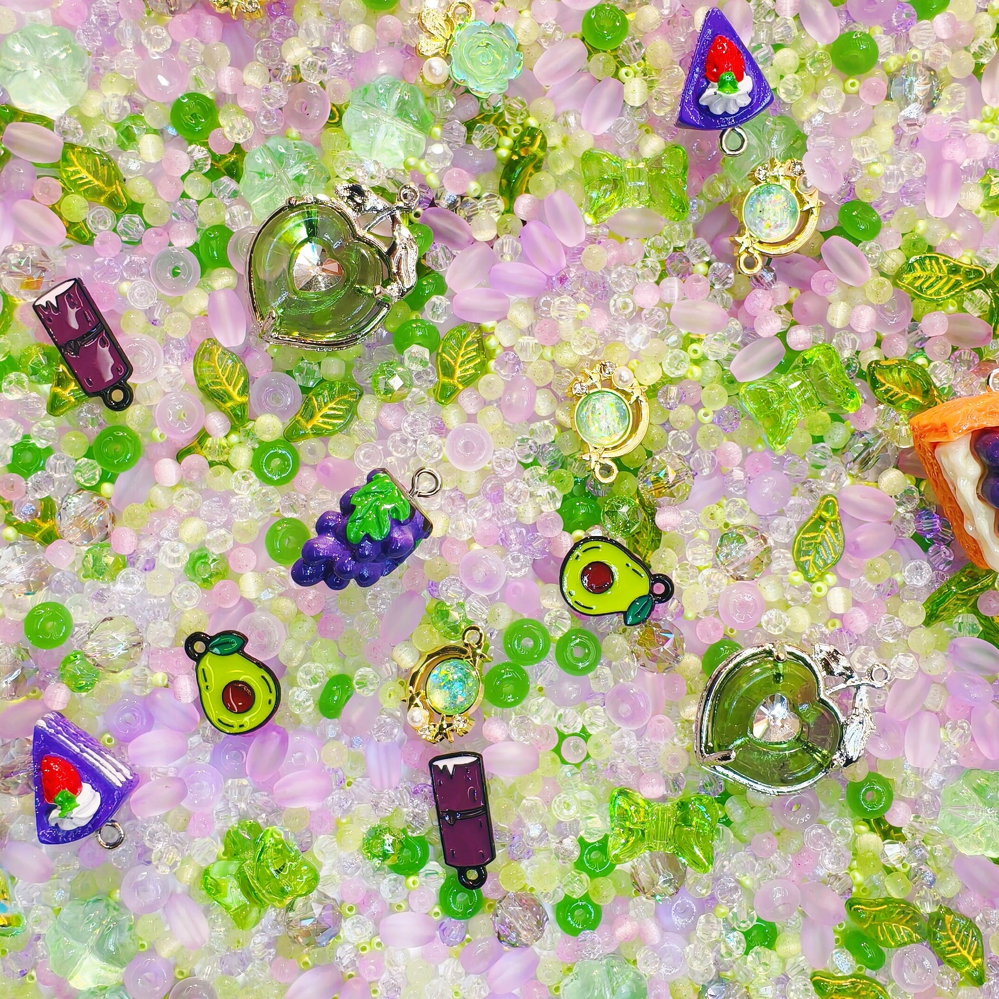 B372]Tiny Fruity Taste