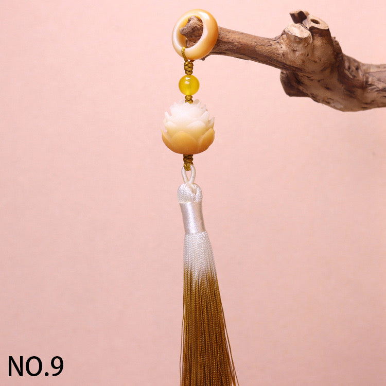 L159]Bodhi Tassel