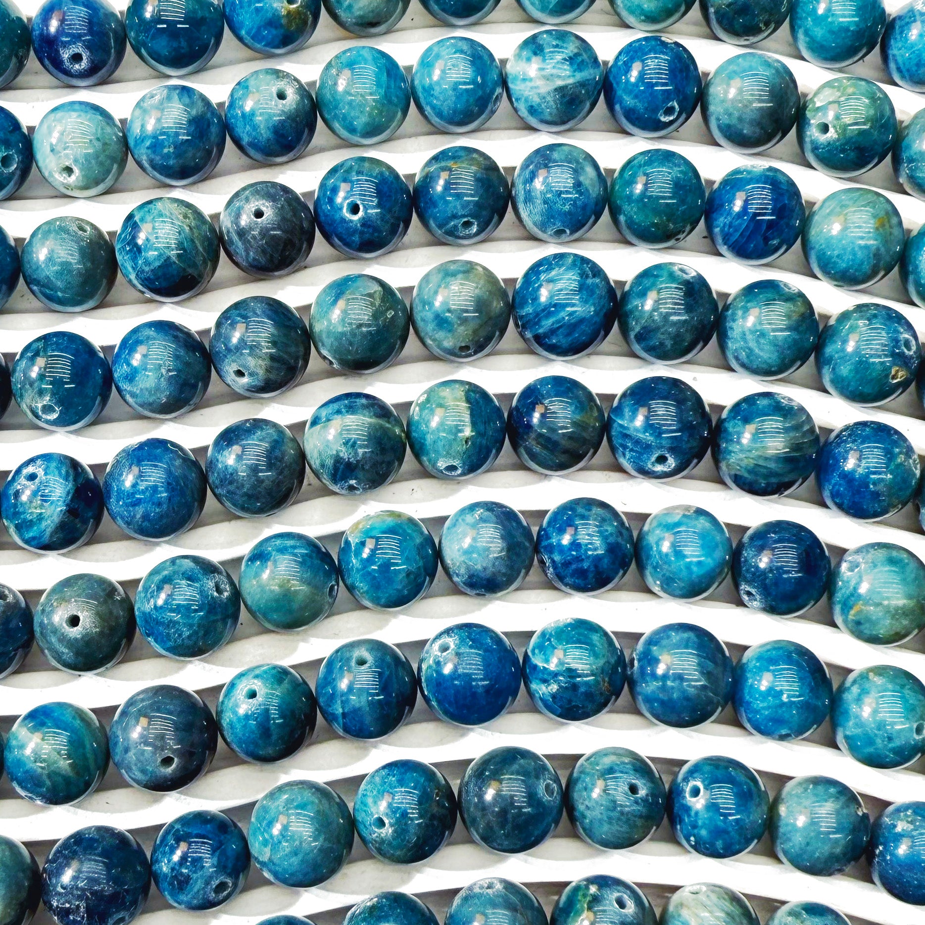 SC37]Blue Apatite